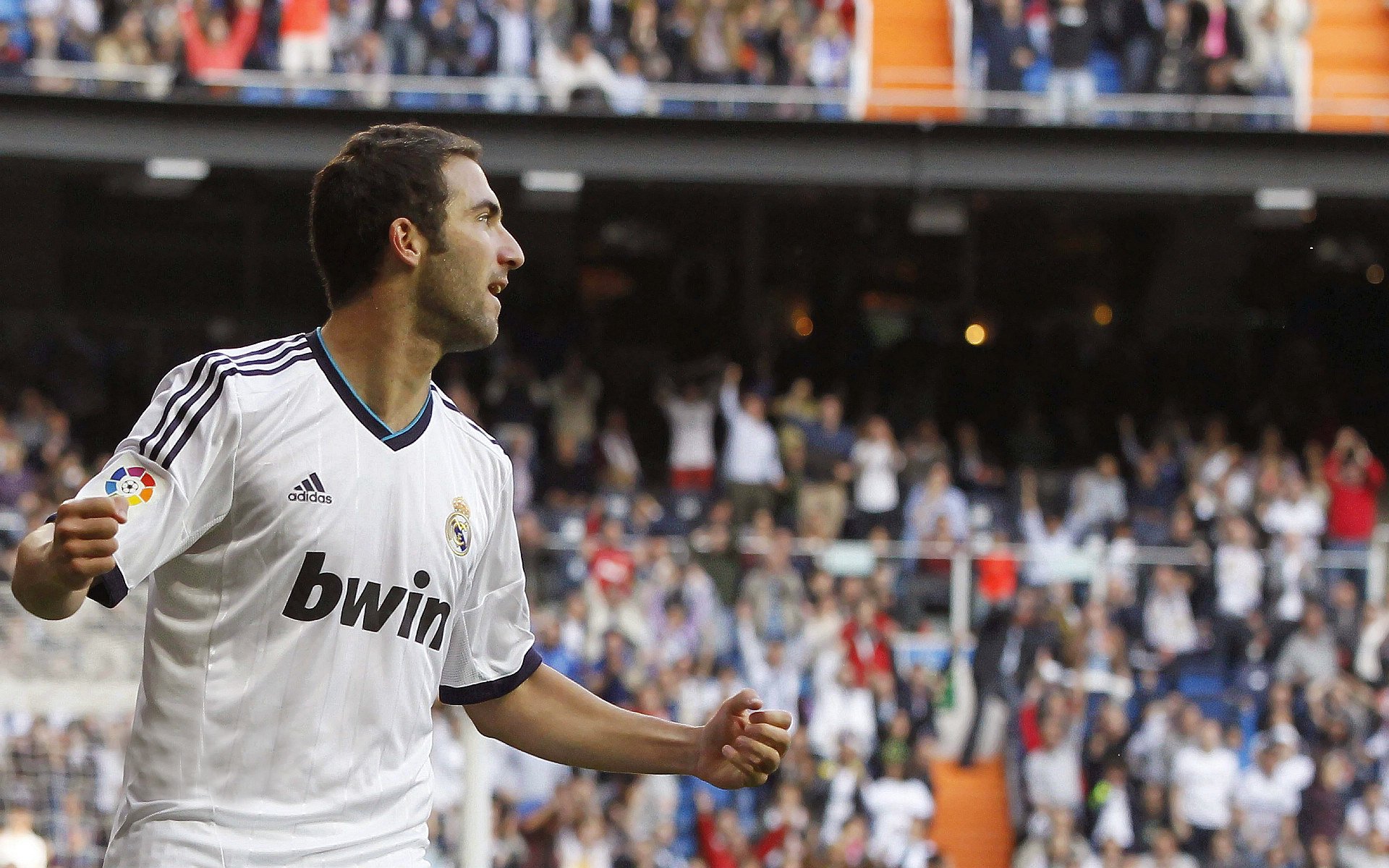 弗朗索瓦·斯图尔特:中场的战术智囊,帮助南非队拿下重要胜利