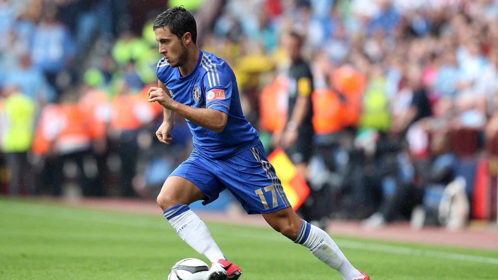 德甲战术变革：变化多端精彩不断！，德甲格局